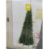 Image 2 : 7 Ft Slim Christmas Tree.