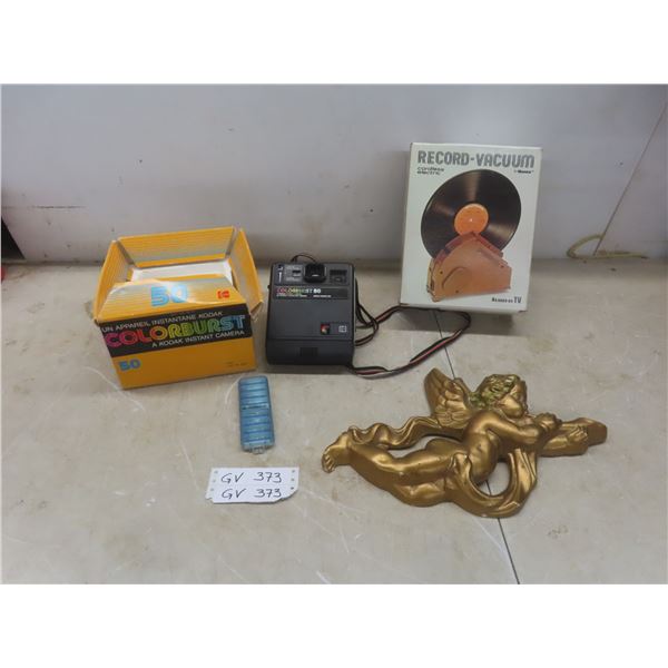 Kodak Colorburst 50 Instant Camera With Box And Flashcubes and More!