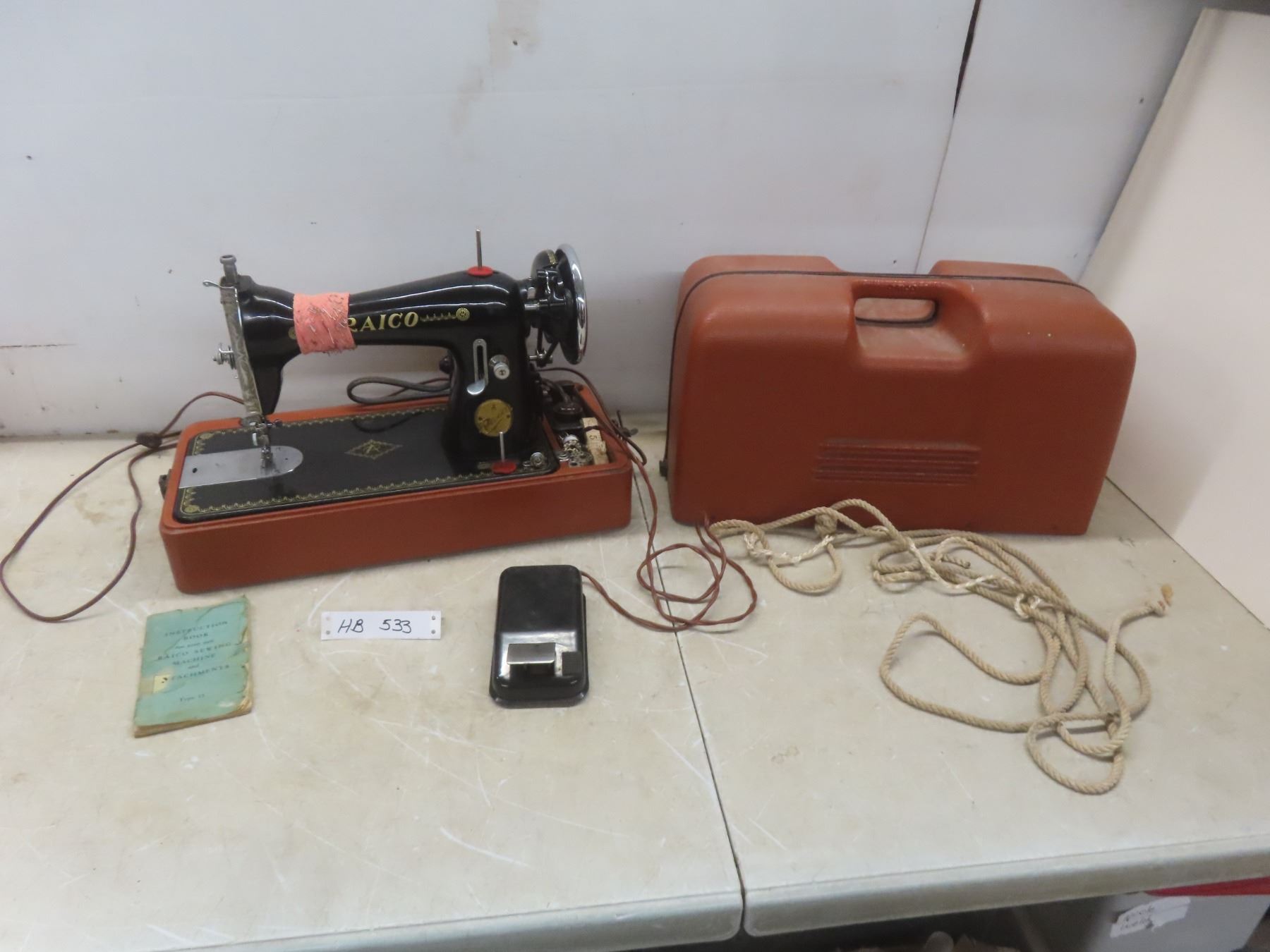 Sewing Machine Riaco Raico Electric Sewing Machine With Manual; Clamp On Case Broken.