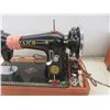 Image 6 : Raico Electric Sewing Machine With Manual; Clamp On Case Broken.