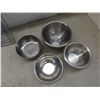Image 8 : Assortment Of Stainless Steamers (Various Sizes), Grilling Pan, Racks, Stainless Bowls and More
