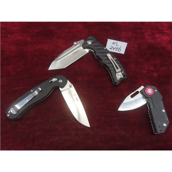 3 Folding Knives: Proelia 3 3/4" (8 1/2" Overall); Ganzo 3 3/4" (8"); Mantis 2 1/4" (6")
