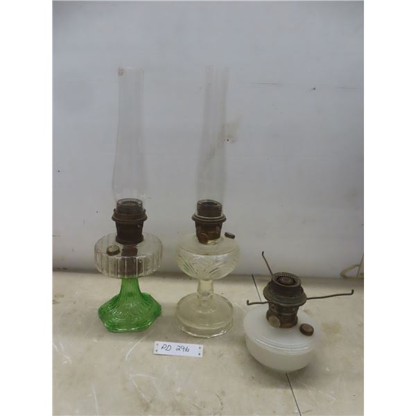 2 Aladdin Oil Lamps With Chimneys And 1 Base