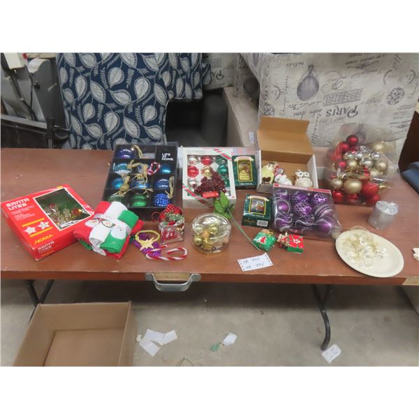 Christmas Decorations - Tree Ornaments, Garland, Face Cloths, With Tote.