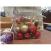 Image 9 : Christmas Decorations - Tree Ornaments, Garland, Face Cloths, With Tote.
