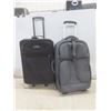 Image 8 : 2 Soft-Sided Rolling Suitcases.