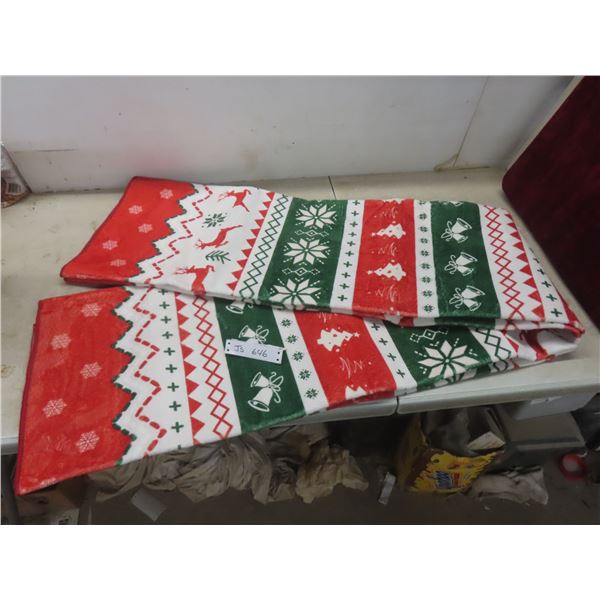 New Christmas Area Rug, Approx. 58" x 83".