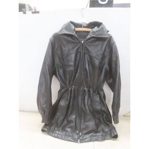 Danier Leather Coat, Size Small, With Detachable Hood.