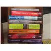 Image 4 : 35 Novels - Authors Include Mary Higgins Clark, Marian Keyes, And Michael Connelly.