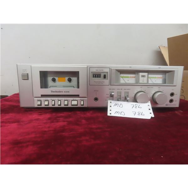 Technics M205 Stereo Cassette Deck In Working Condition.