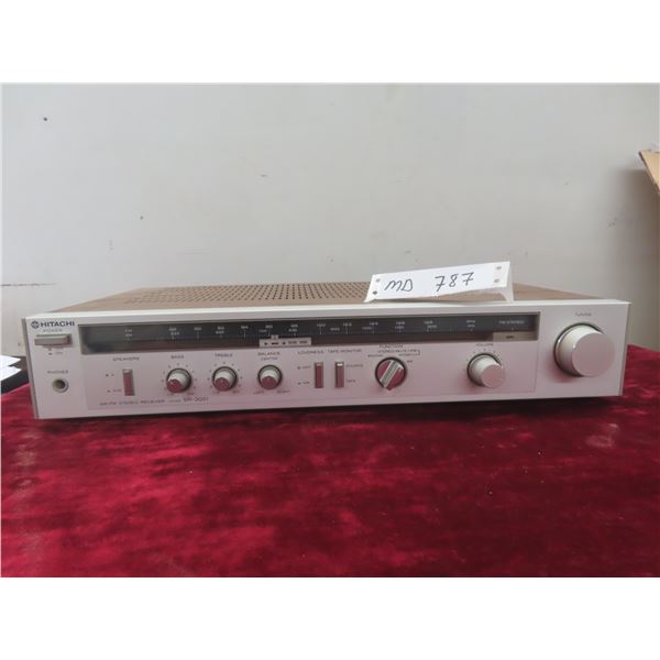 Hitachi AM/FM Stereo Receiver, Model SR-2001, In Working Condition.