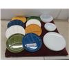 Image 1 : 8 Fondue Plates And 7 Pieces Of Milk Glass - Including 3 Plates, Bowls, And A Serving Bowl.
