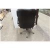 Image 5 : Executive Swivel/Rolling Office Chair, Leather/Leather Style 