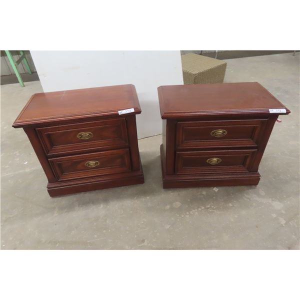 2 Night Stands with 2 Drawers 24'' x 16'' x 28'' 