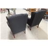 Image 7 : 2 Matching Button Back Living Room Arm Chairs 