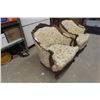 Image 2 : 2 Matching Antique Living Room Occasional Chairs with