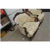 Image 6 : 2 Matching Antique Living Room Occasional Chairs with