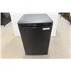 Image 1 : Danby Bar Fridge 27'' x 18'' x 18'' 