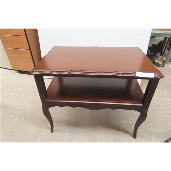 End Table Stand 22'' x 18'' x 17'' 