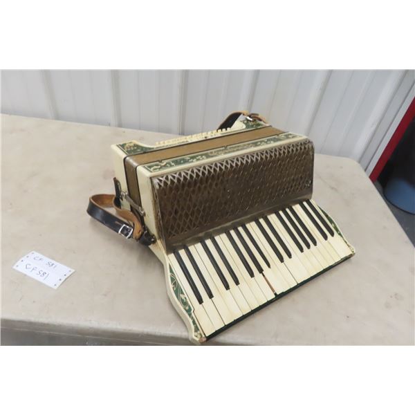 Hohner Verdi Accordian 
