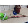 Image 4 : Bottle Sprayer, Greenworks Electric Hedger 22'' 