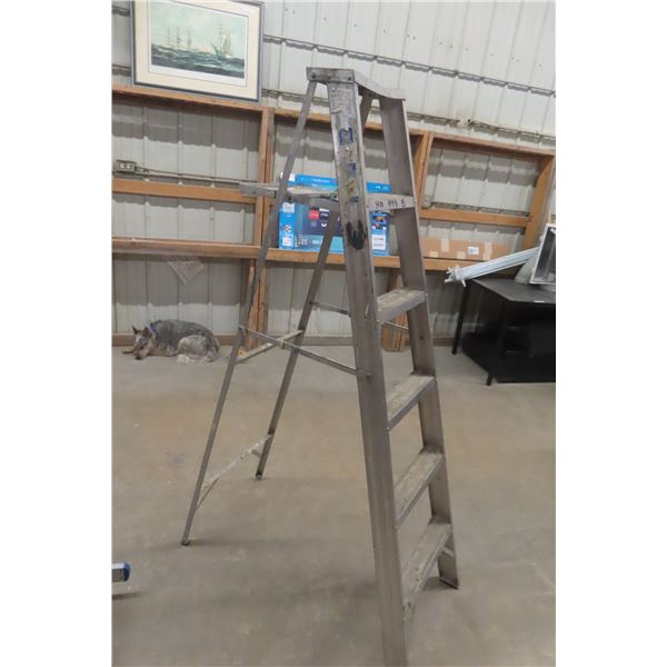 Aluminum 6ft Step Ladder 