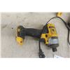 Image 4 : 4 Dewalt Cordless Tools & 1 Charger : Drill, Reciprocating Saw, 