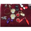 Image 4 : Assorted Vintage Fashion Jewellery.