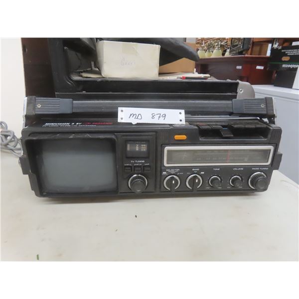 Panasonic Mini Vision 5 Portable TV, Radio, And Cassette Recorder.