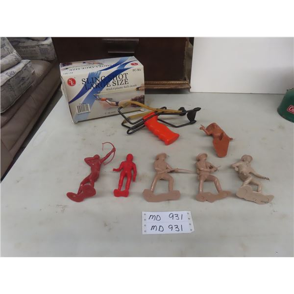 Slingshot and Vintage Louis Marx Plastic Figures 5 1/2" Tall