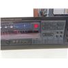 Image 10 : Realistic STA-2700 Stereo Receiver (Working) and Sanyo Beta Hi-Fi Betamax Video Player