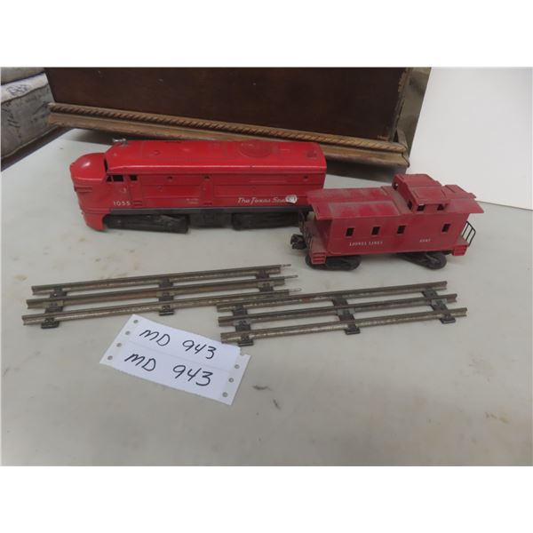 Vintage 1959–60 Lionel 1055 ‘Texas Special’ Red Diesel Loco (O Gauge) with Lionel 6047 Caboose
