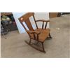 Image 1 : Antique Oak Rocking Chair 
