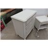 Image 4 : Dresser 4-Drawer 38'' x 18'' x 32'' , Matching Night Stand 24'' x 