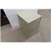 Image 3 : Metal 2-Drawer Filing Cabinet 24'' x 14'' x 18'' 