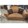 Image 1 : Love Seat 60'' Wide 
