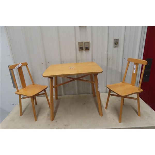 Childs Table 21'' x 25'' x 21'' with 2 Chairs 