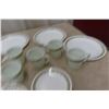 Image 2 : 24-Piece Corelle Place Setting 