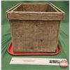 Image 2 : CASTROL Wood Crate : "1917, 1929, 1946 Limited Edition" (10"H x 17"W x 11-1/2"D)