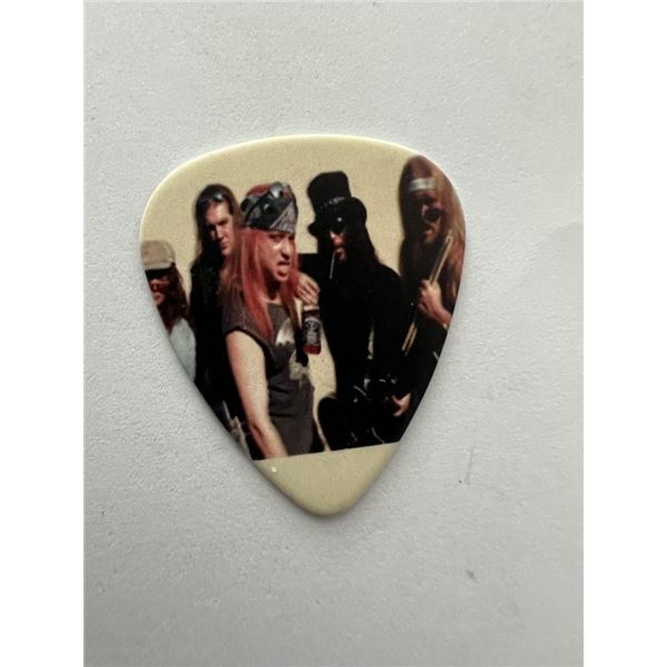 Guns N' Roses guitar pick
