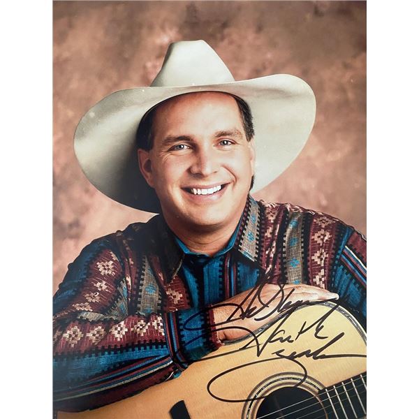 Garth Brooks signed photo