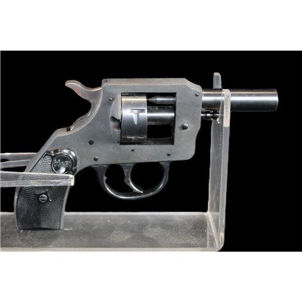 H+R Model 960 Starter Pistol- .32S Blanks- Very Good Condition- #AP128400