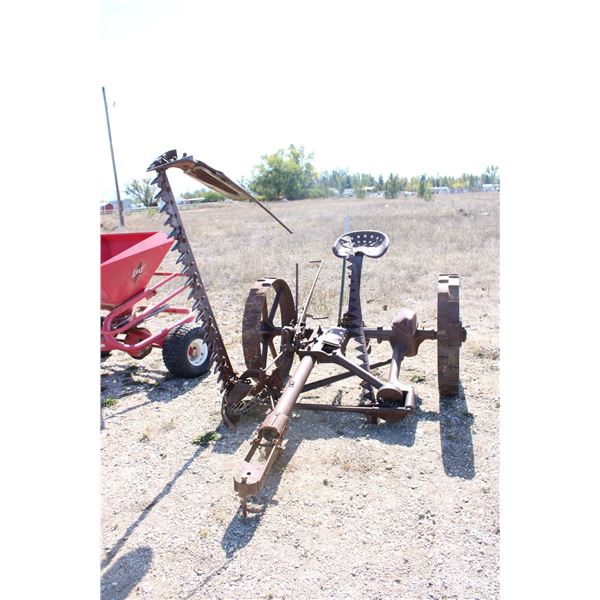 IH #9 5' Iron Wheeled Sickle Mower