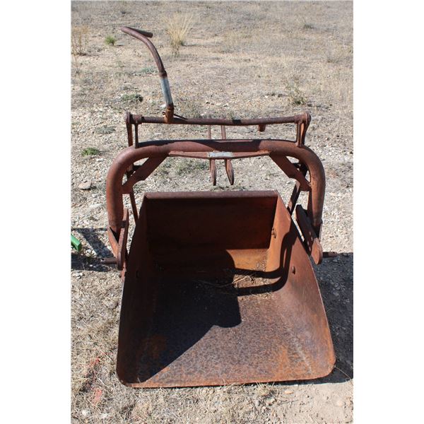 Ford 3 Point Bucket- 30" X 28"
