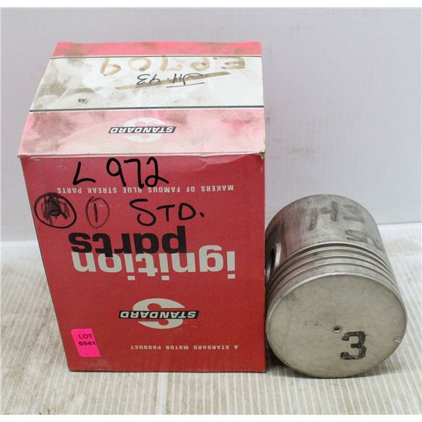 FORD TRUCK 317 PISTON LOT 4 V8 F8 1952-55 STD