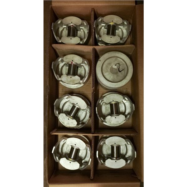 TRIPLEX L2213 PISTON LOT 8 OLDSMOBILE 425 V8 65–67
