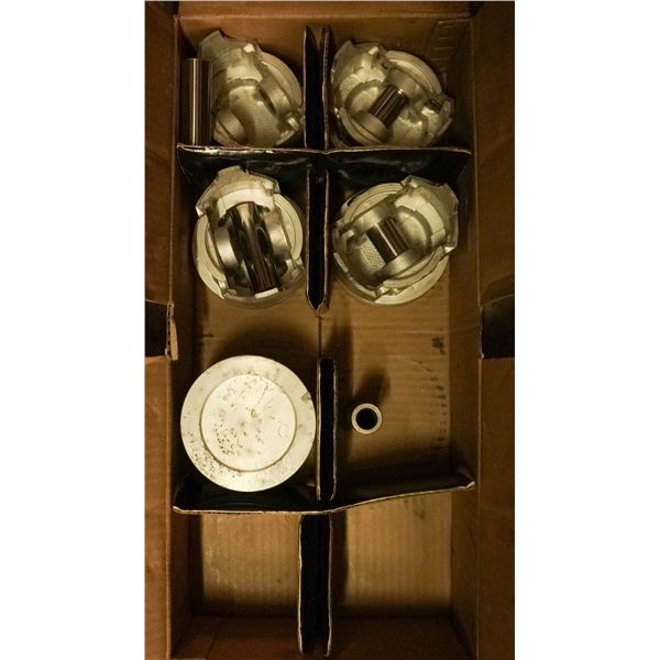 SEALED POWER L2214NF PISTON LOT 5 OLDSMOBILE 425