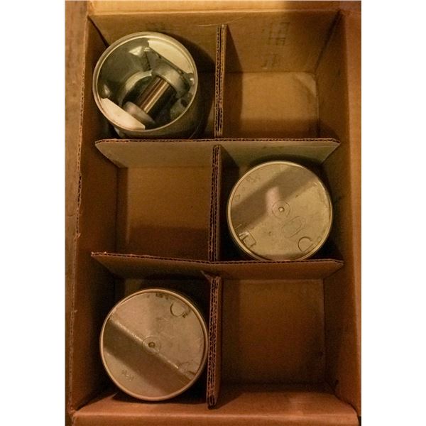 TRIPLEX L2233CF PISTON LOT 3 FORD 390 V8 68–76
