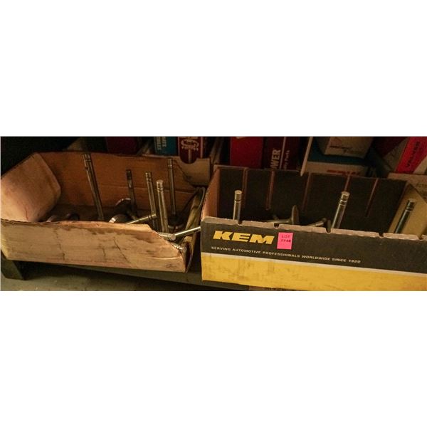 SHELF LOT - LOOSE UNBOXED ENGINE VALVES