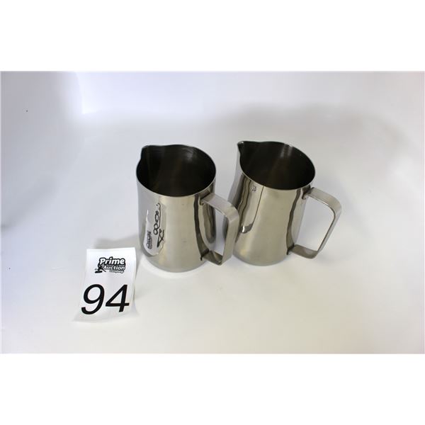 (2 Pieces) 33 oz. Stainless Steel Frothing Pitchers
